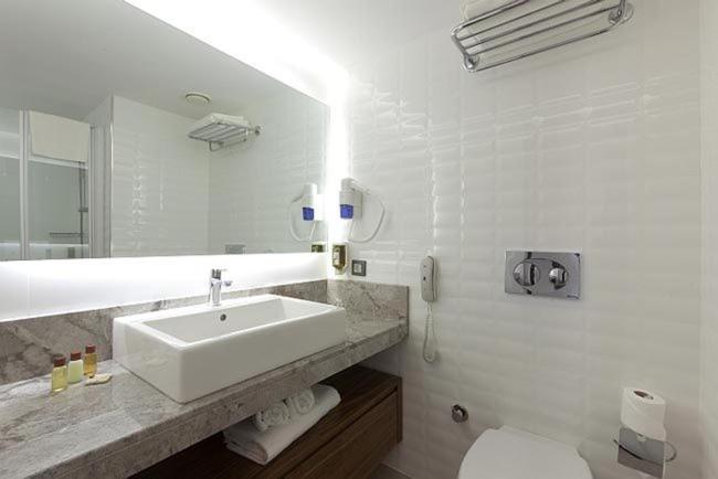 Kalinda Inn Hotel Ilıca Çeşme Esterno foto